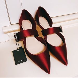 🆕 ZARA Ruby Satin Jeweled Buckle Flats Sz 37 6.5